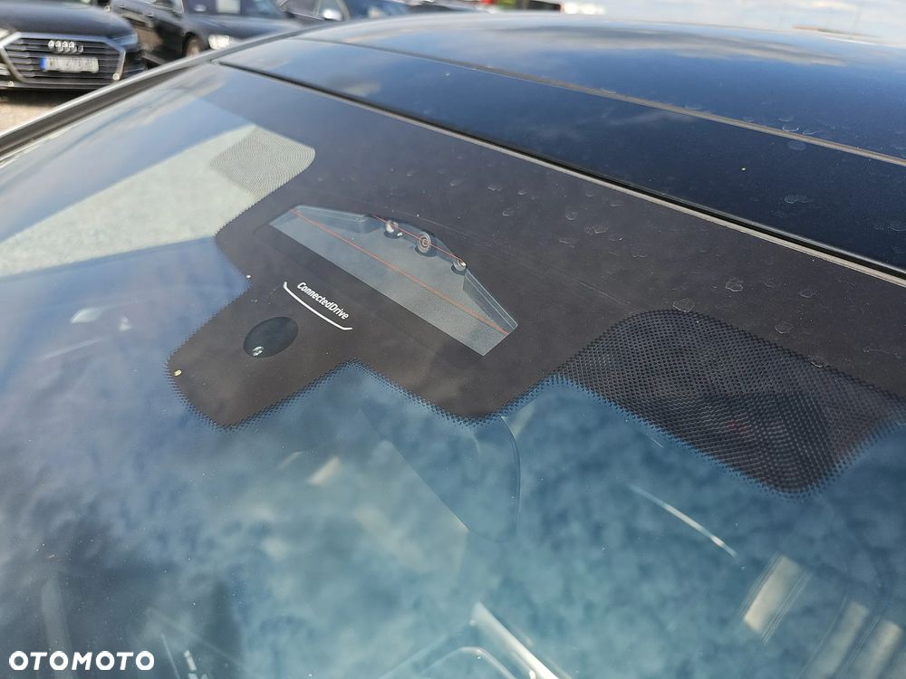 BMW Seria 8 M850i xDrive - 30