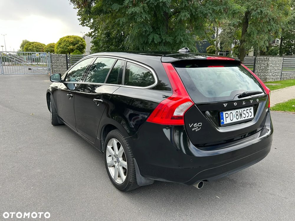 Volvo V60 D2 Drive-E Momentum - 3