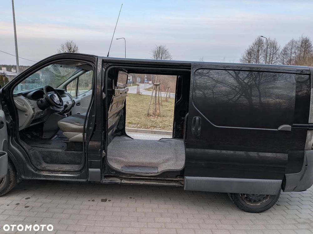Opel Vivaro - 12