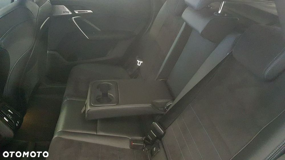 BMW iX1 - 18