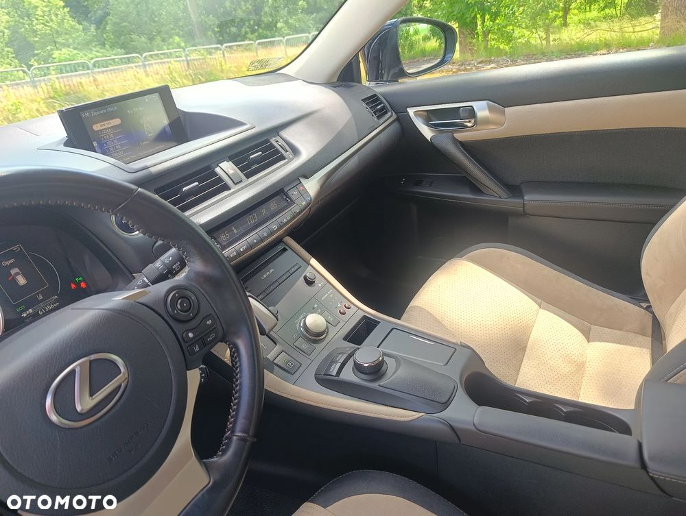 Lexus CT 200h Elegance - 14