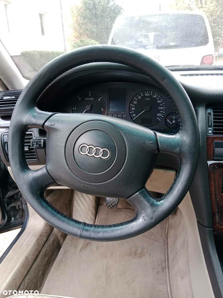 Audi A8 2.5 TDI - 3