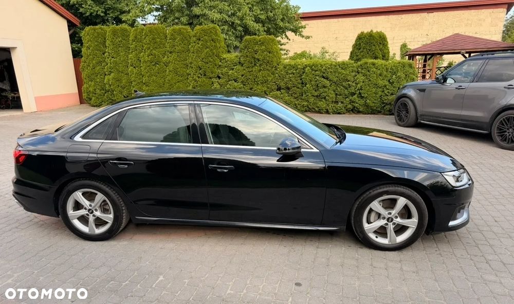 Audi A4 Limousine 40 TFSI quattro S tronic - 2