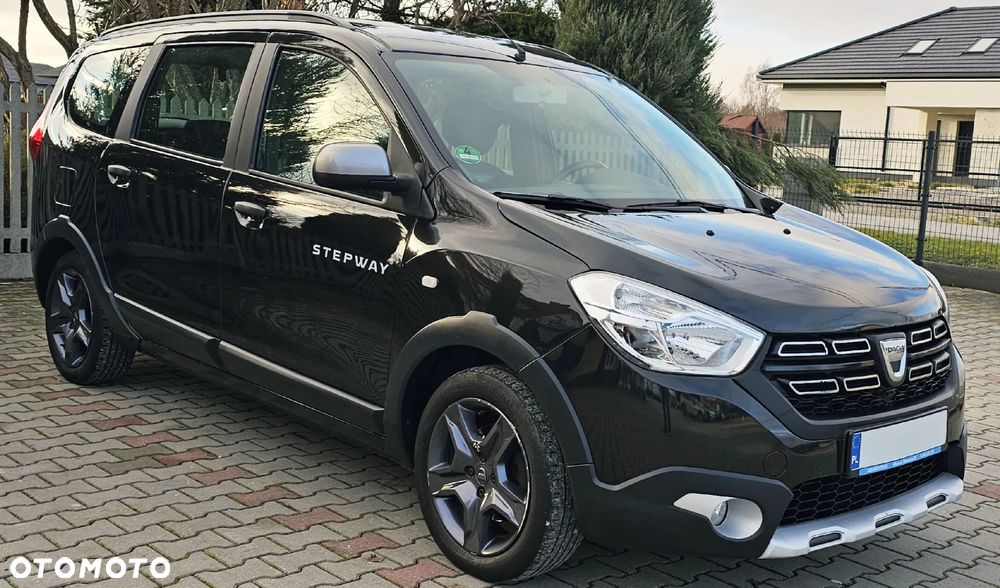 Dacia Lodgy TCe 115 Stepway - 12
