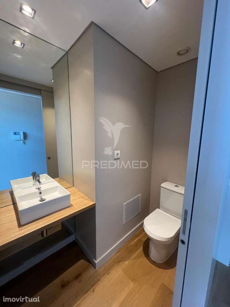 Apartamento T0 com Vistas Fantásticas - Grande imagem: 4/35