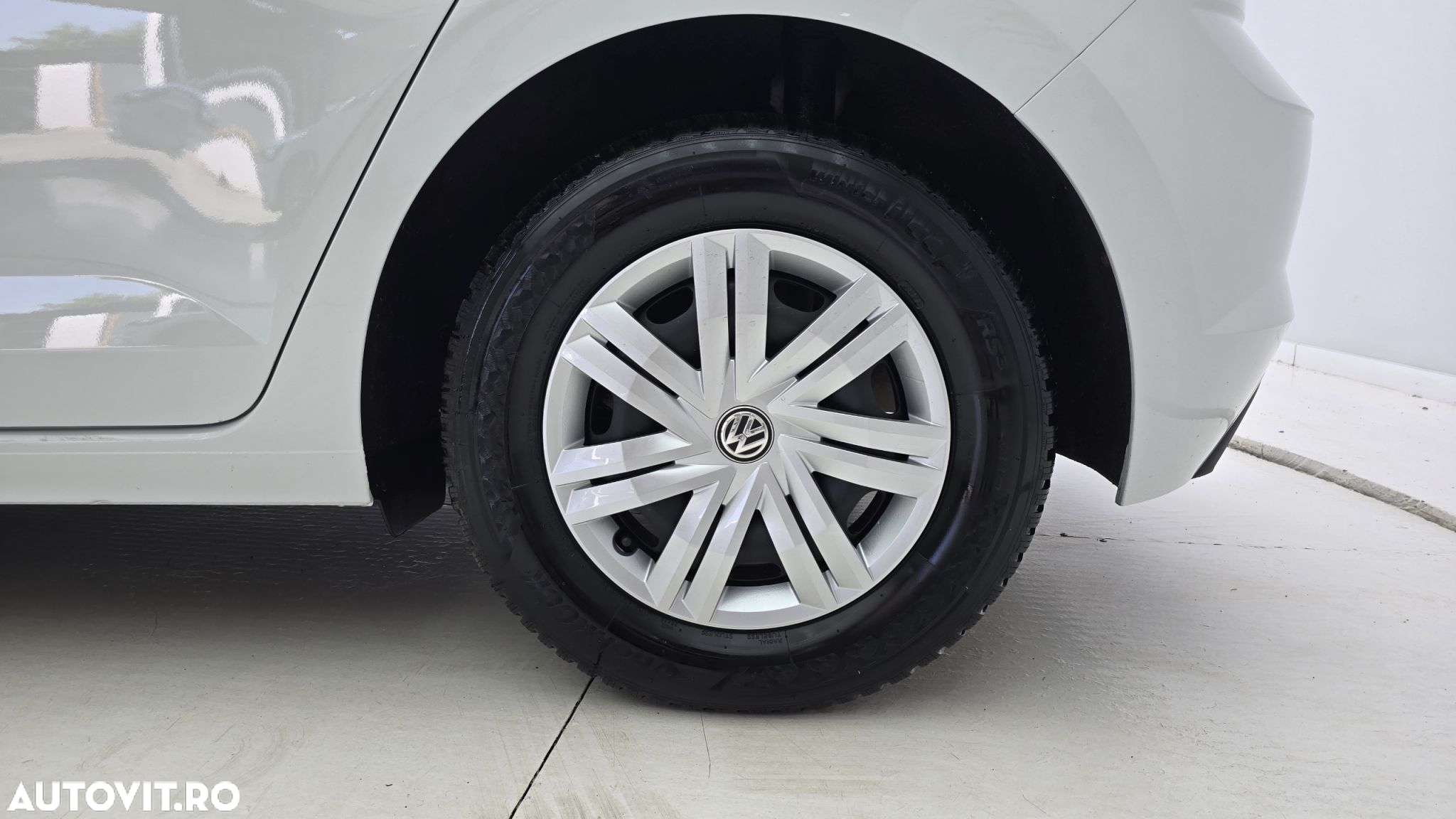 Volkswagen Polo - 22