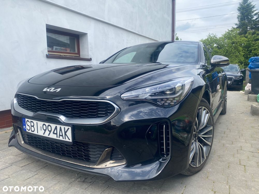 Kia Stinger - 1