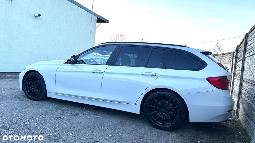 BMW Seria 3 - 36