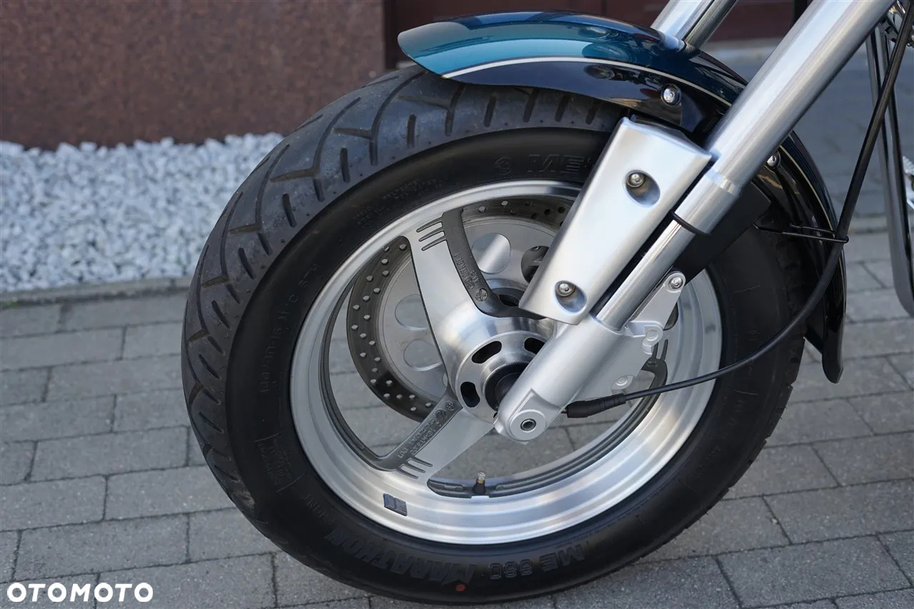 Suzuki VZ - 29