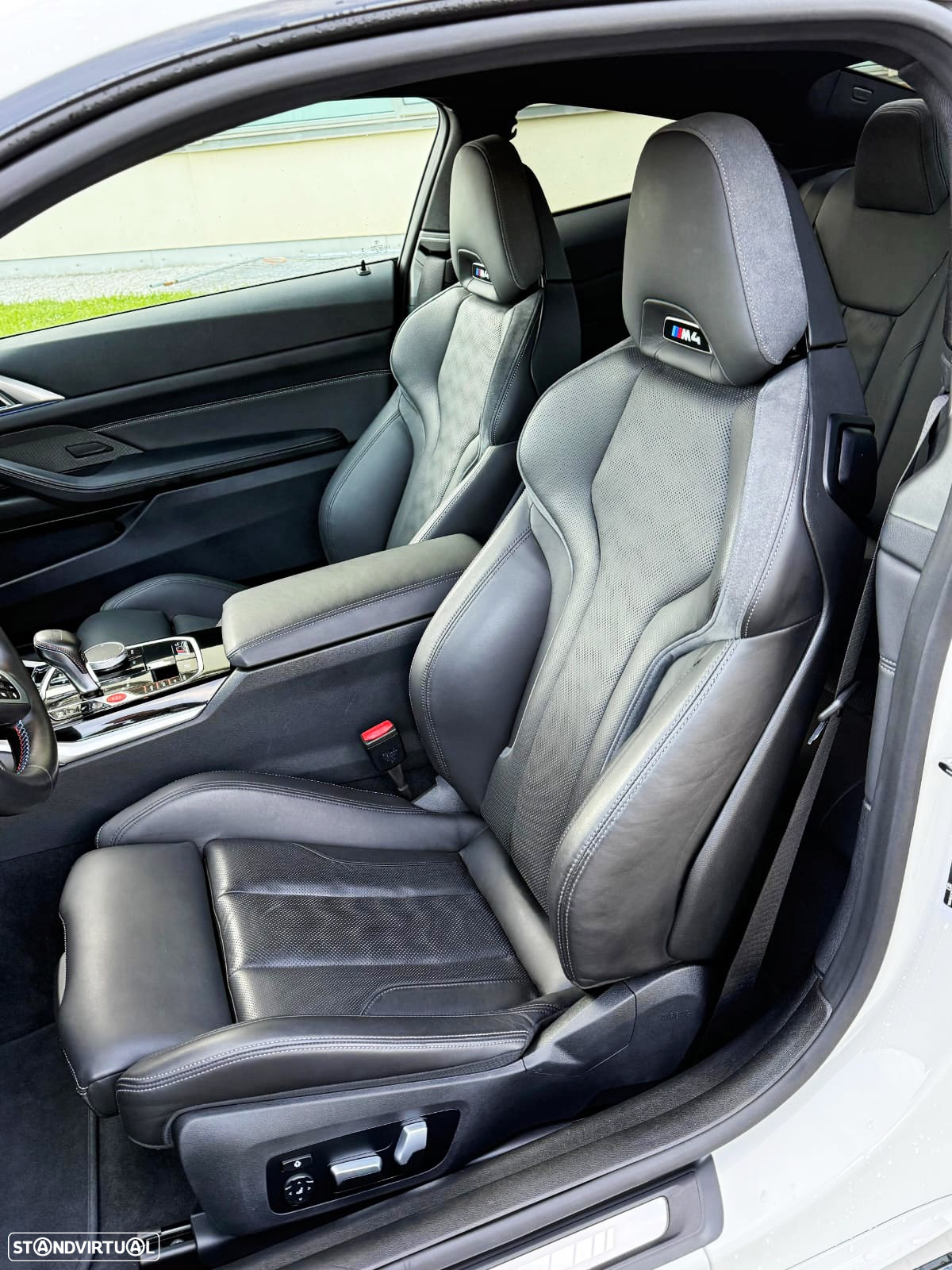 BMW M4 Competition Pack 50 anos M - 26