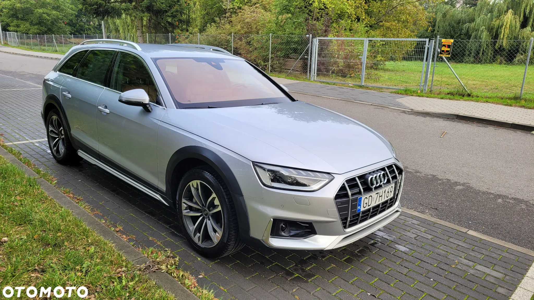 Audi A4 Allroad - 2