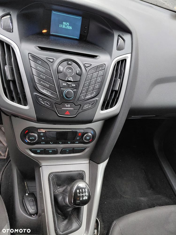 Ford Focus - 8
