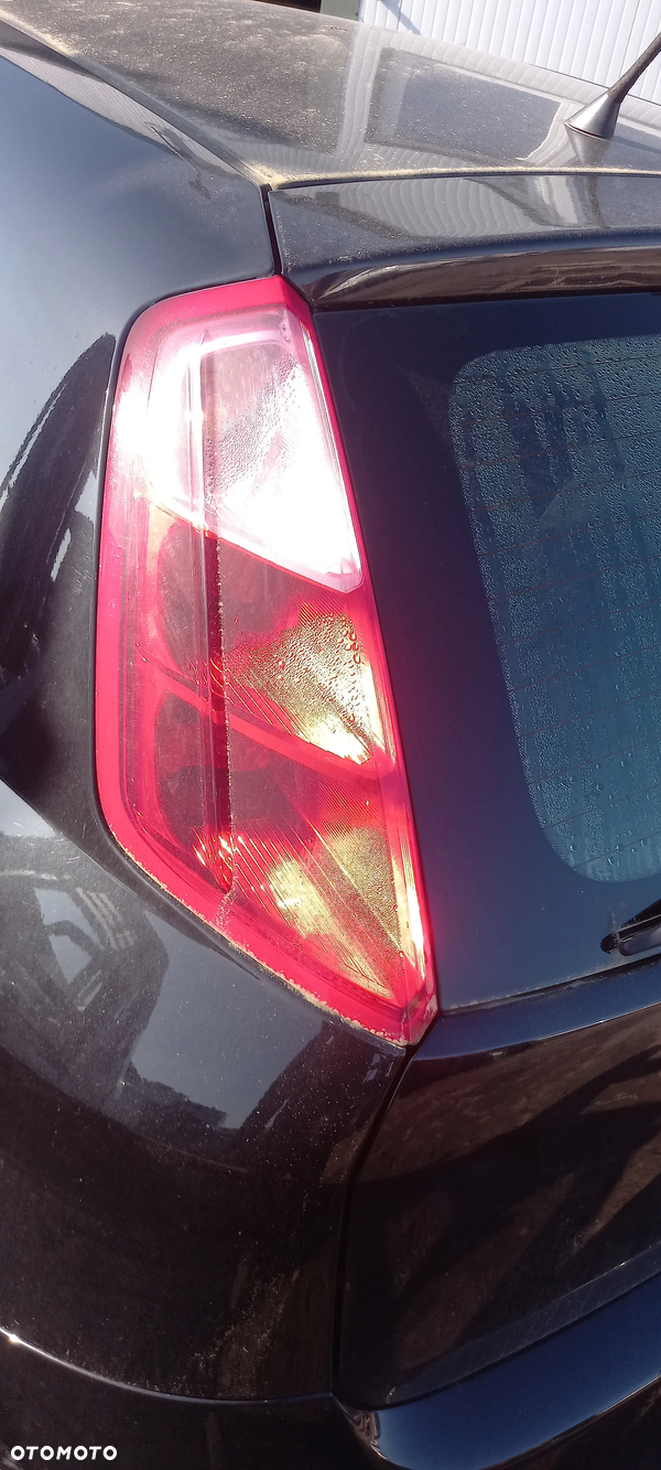 Lampa tył tylna lewa Fiat Grande Punto