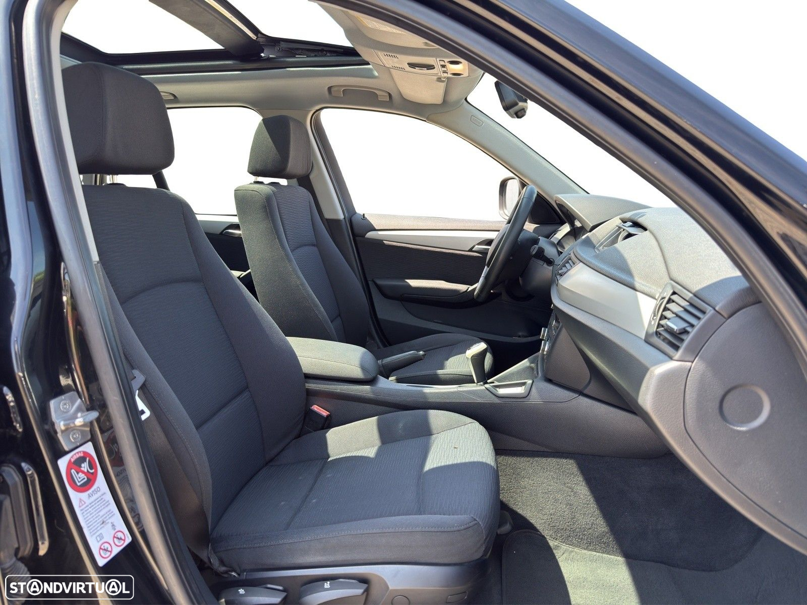 BMW X1 18 d sDrive - 14