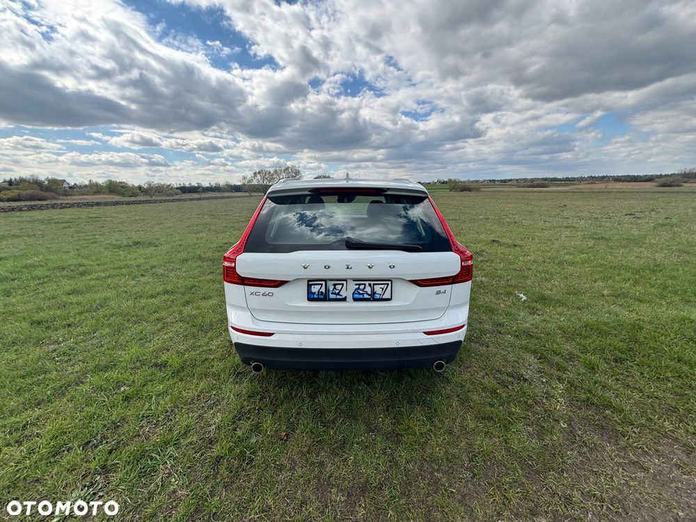 Volvo XC 60 B4 B Momentum - 7