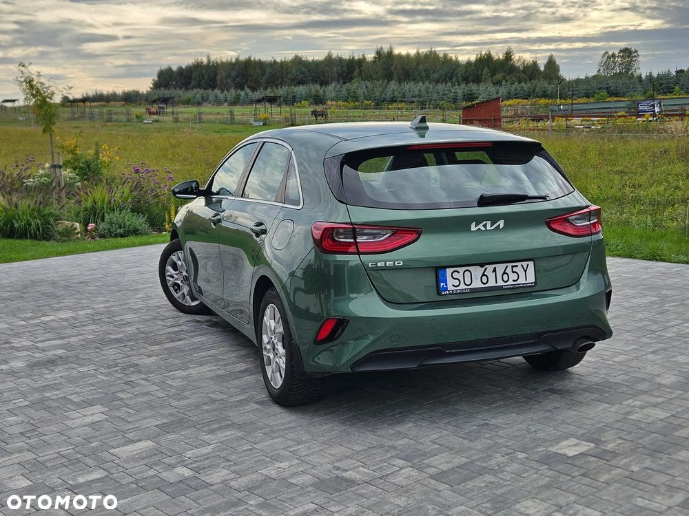 Kia Ceed 1.5 T-GDI M - 5