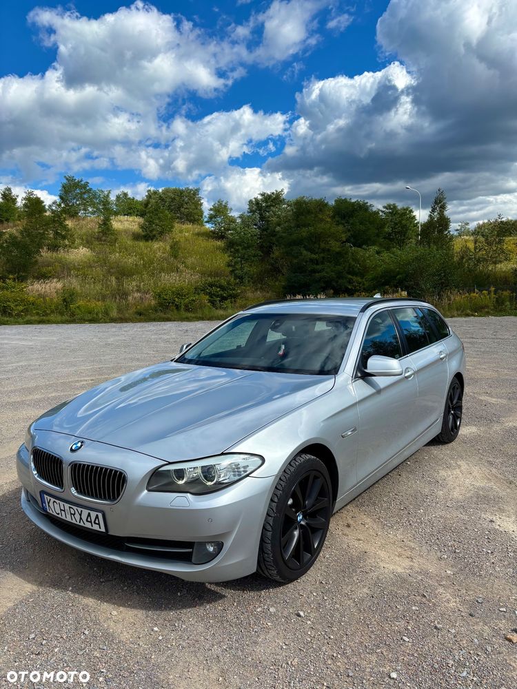 BMW Seria 5 520i Luxury Line - 2