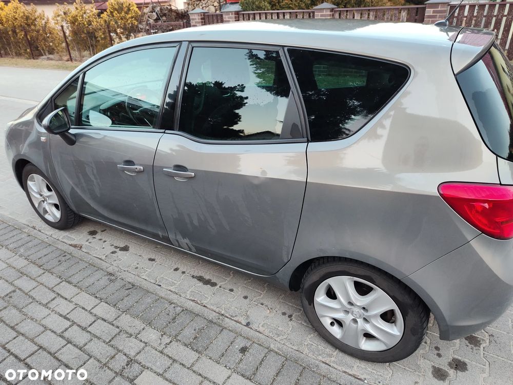 Opel Meriva 2015 photo 5
