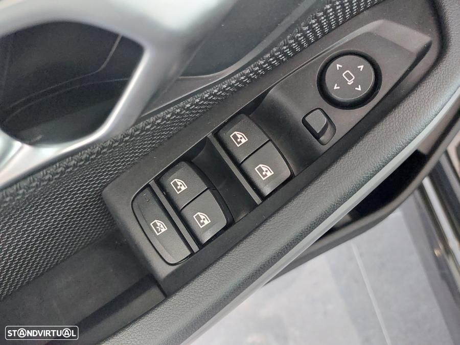 BMW 330 e Auto - 20