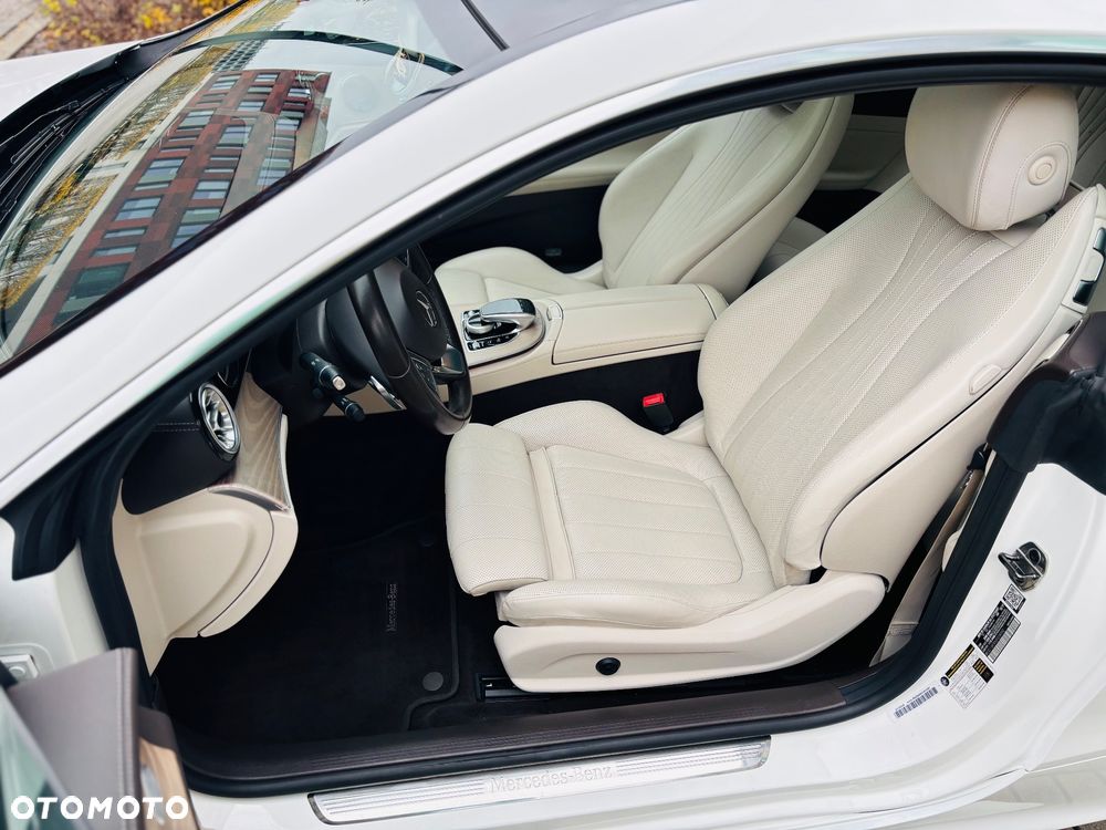 Mercedes-Benz Klasa E 400 4Matic Coupe 9G-TRONIC AMG Line - 15