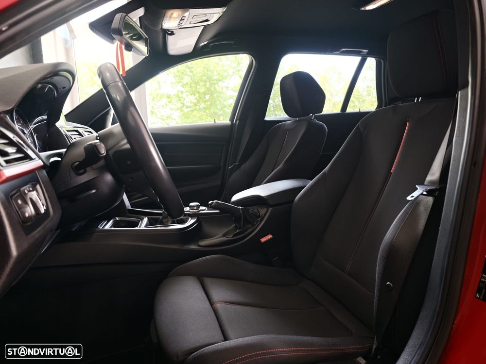 BMW 320 d Pack M - 29