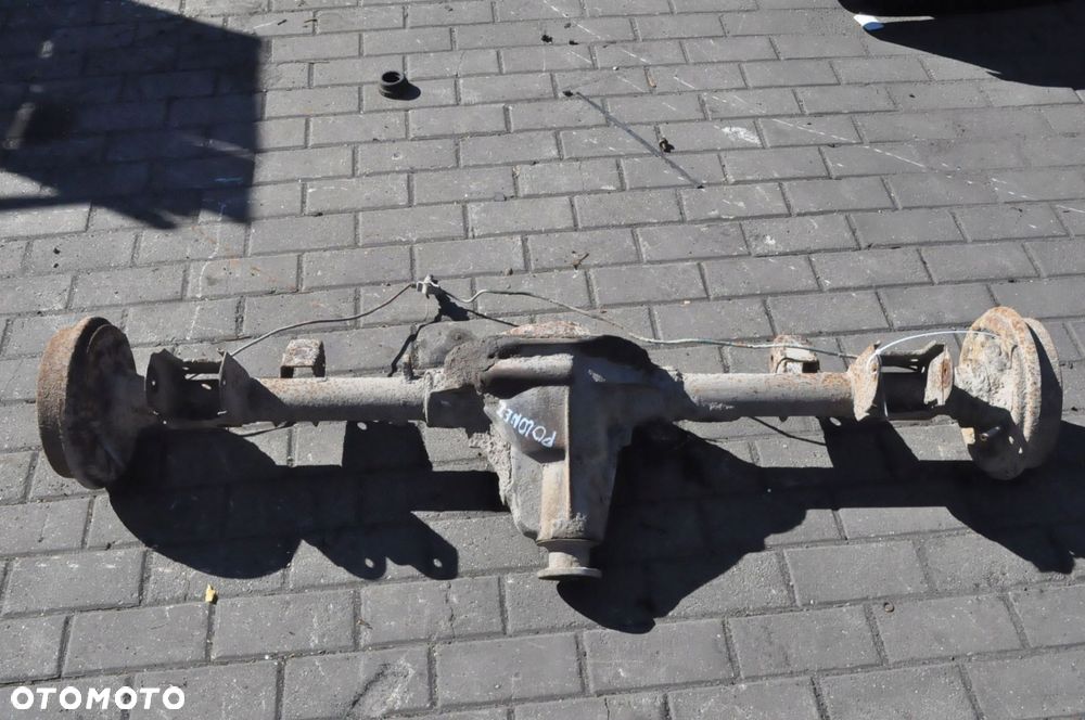 FSO POLONEZ 1.6 ZAWIESZENIE BELKA TYŁ MOST - 1