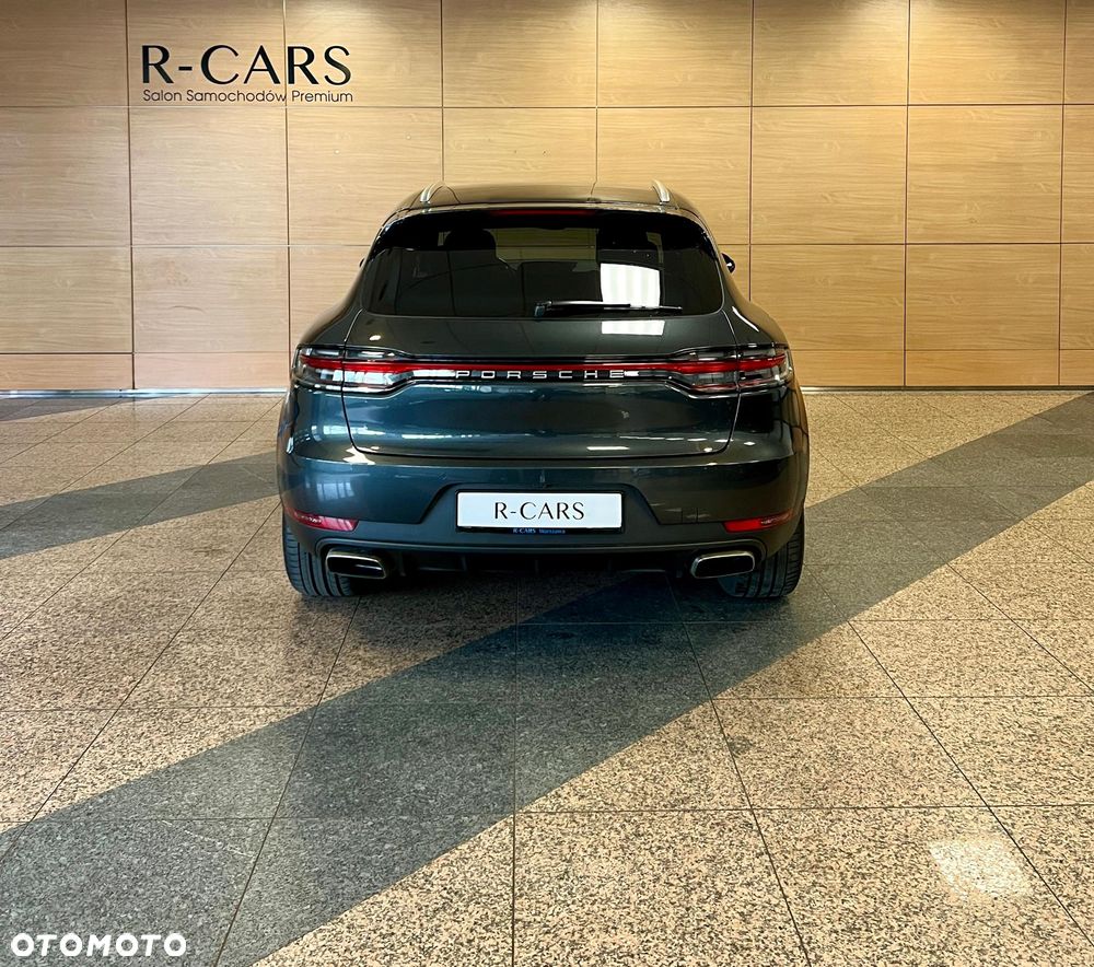 Porsche Macan - 4