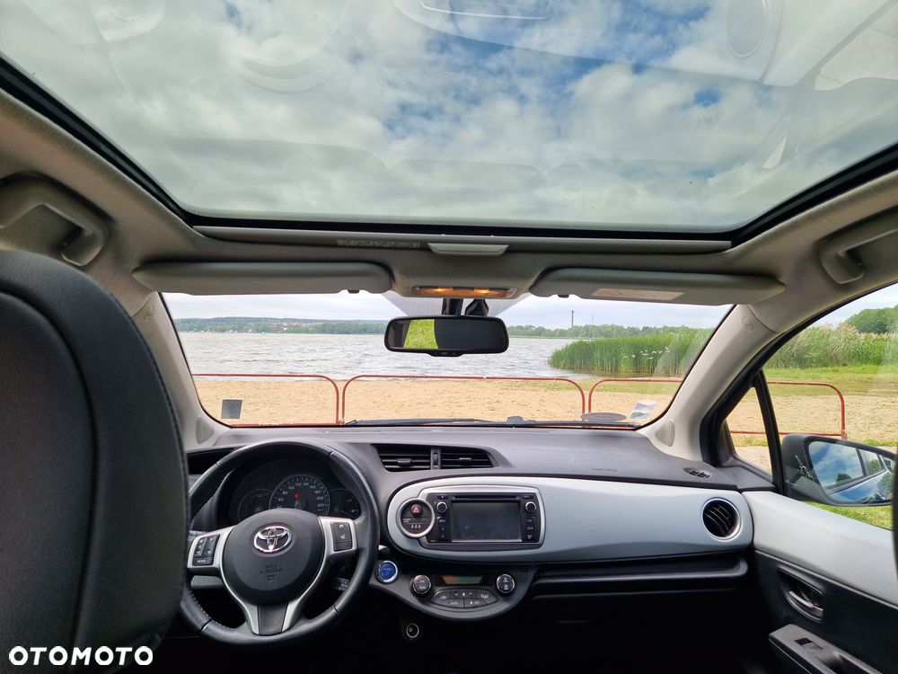 Toyota Yaris - 19