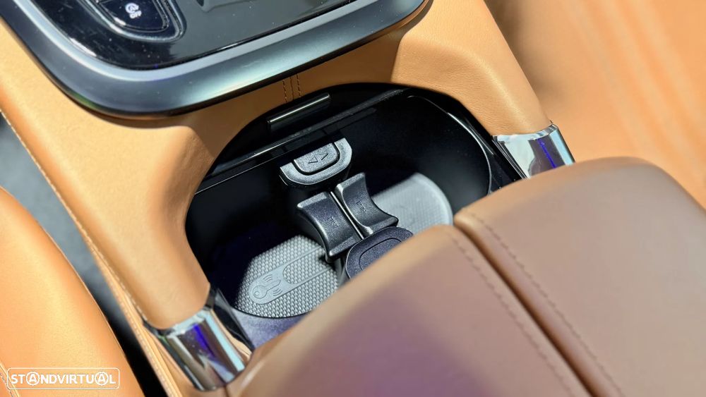 Aston Martin DBX 707 - 39