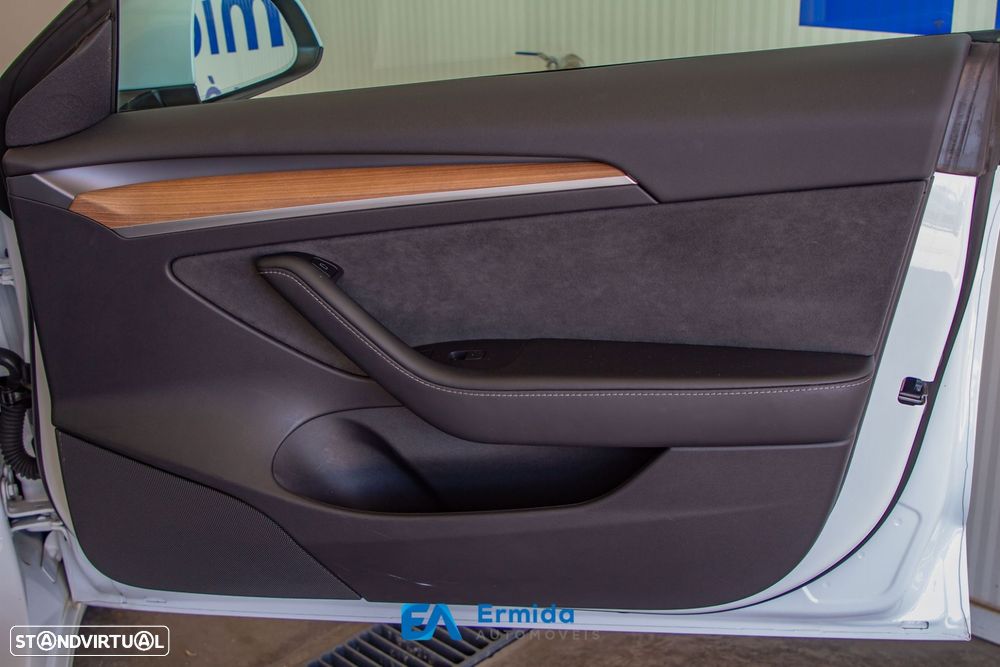 Tesla Model 3 Long Range Tração Integral - 35