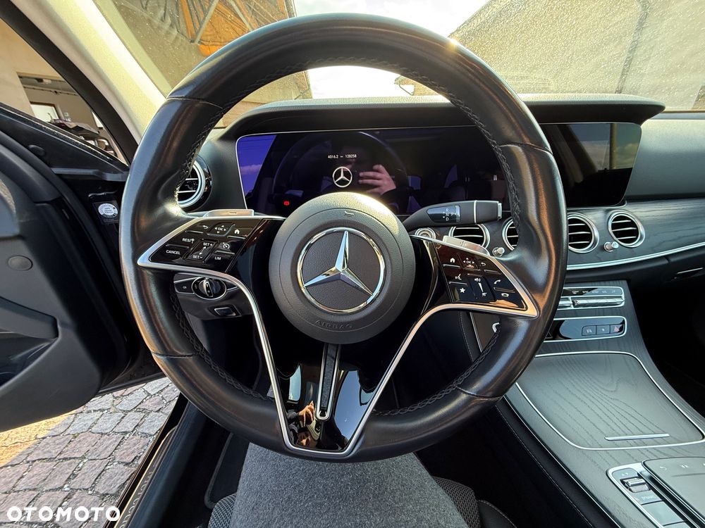 Mercedes-Benz Klasa E 220 d 9G-TRONIC Avantgarde - 16