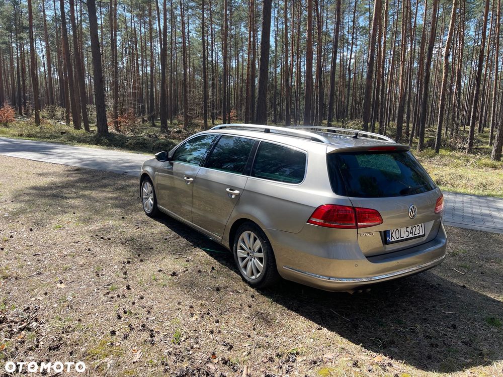 Volkswagen Passat 2.0 TDI Comfortline R-Style DSG - 5