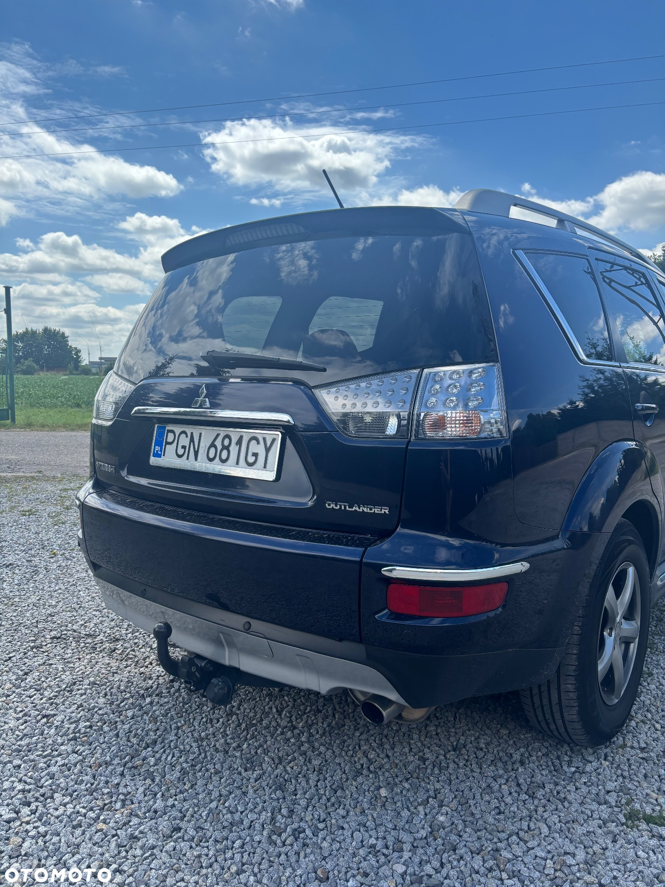 Mitsubishi Outlander - 4