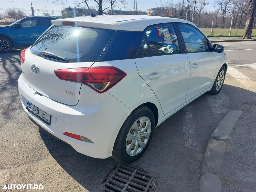 Hyundai i20 - 3