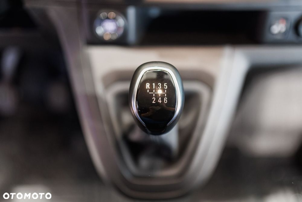 Toyota Proace Verso - 24