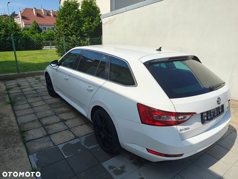 Skoda Superb - 2