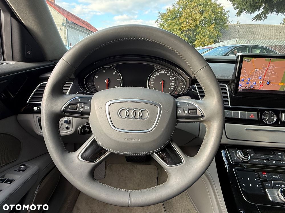 Audi A8 - 19