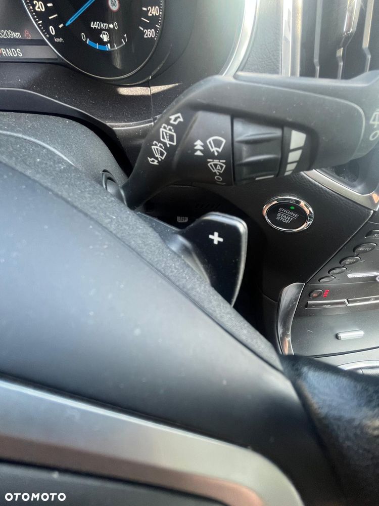 Ford S-Max - 14