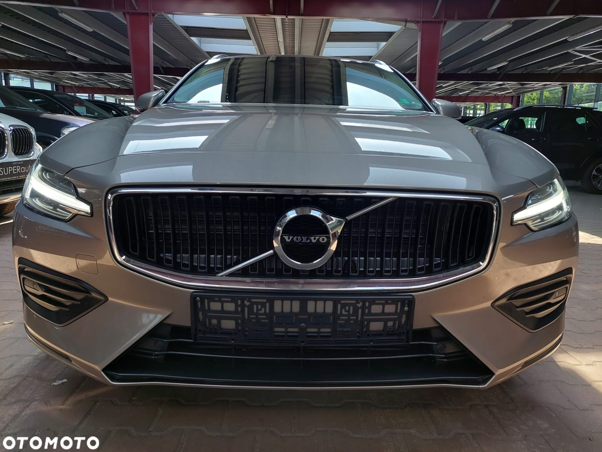 Volvo V60 D3 AWD Inscription - 3