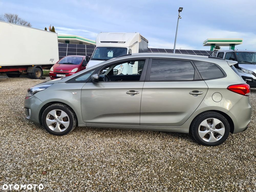 Kia Carens 1.7 CRDi 115 Dream-Team Edition - 8