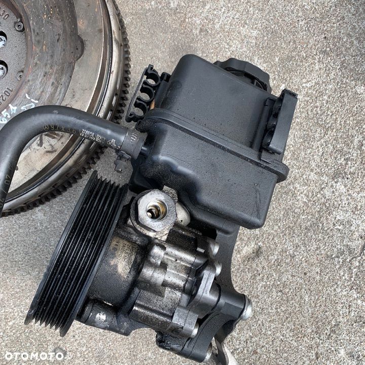MERCEDES om 651 pompa wspomagania sprinter 906 vito 639 viano - 5