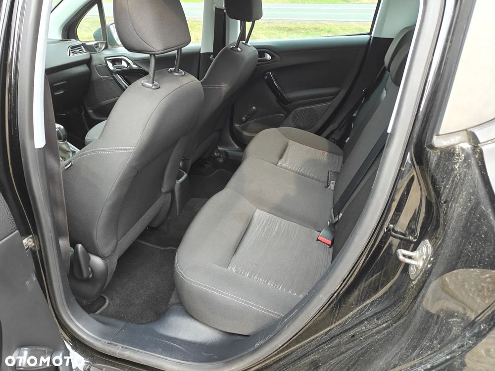 Peugeot 208 68 VTI Access - 11