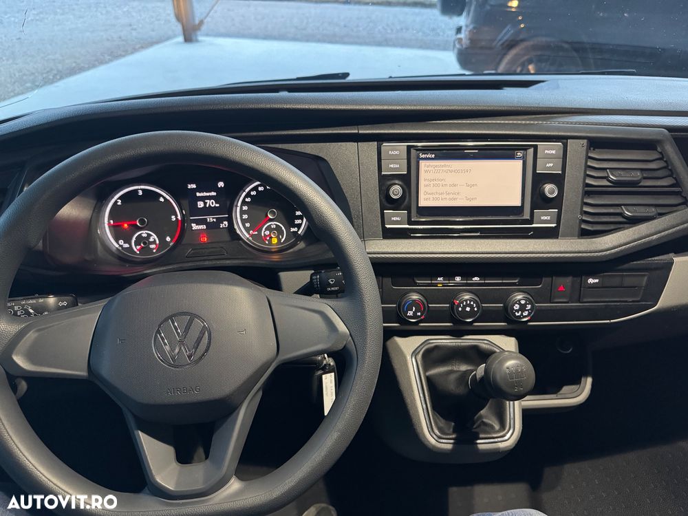 Volkswagen Transporter - 21