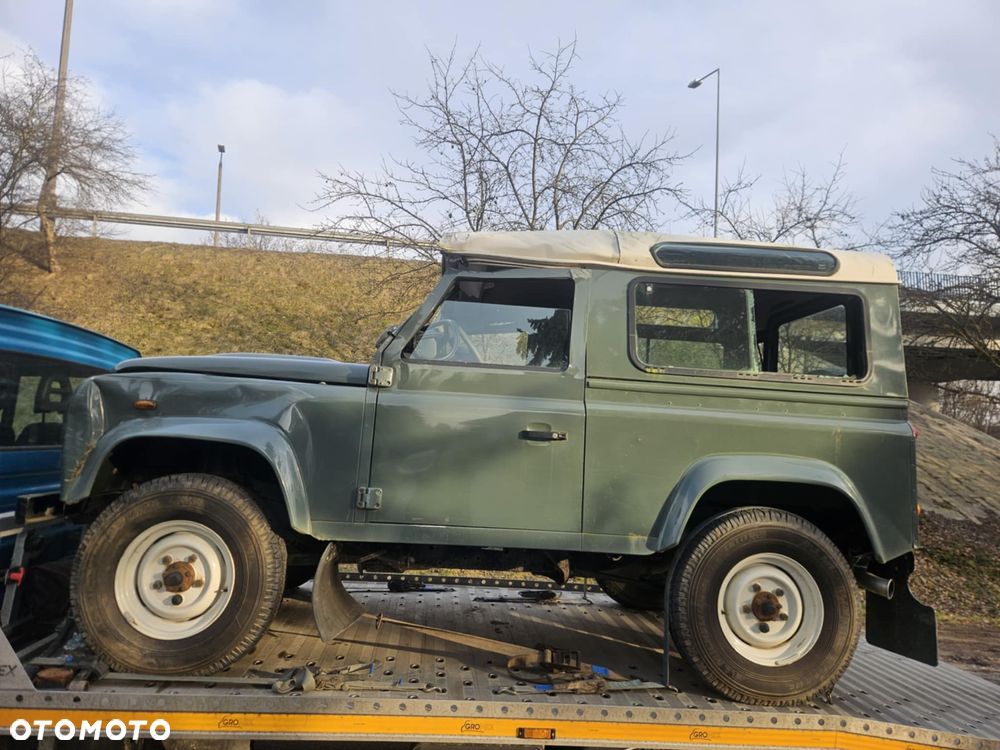 Land Rover Defender 90 Edition - 3