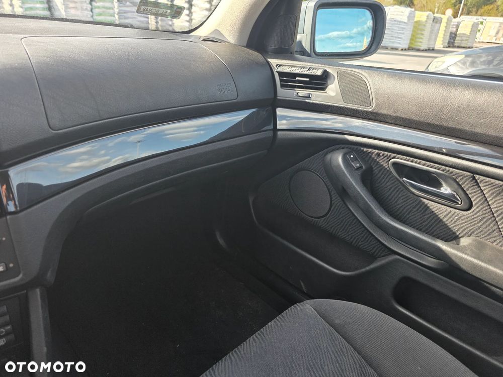 BMW Seria 5 - 10