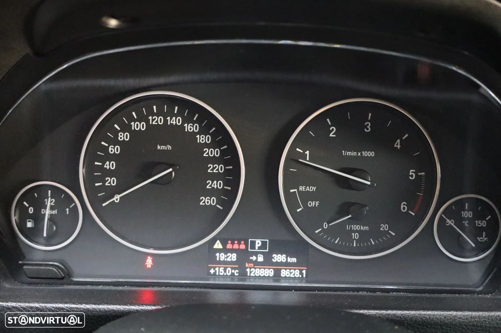 BMW 318 d Aut. Blue Performance Modern Line - 14