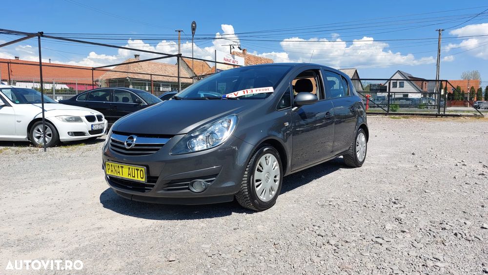 Opel Corsa 1.4i Cosmo - 1