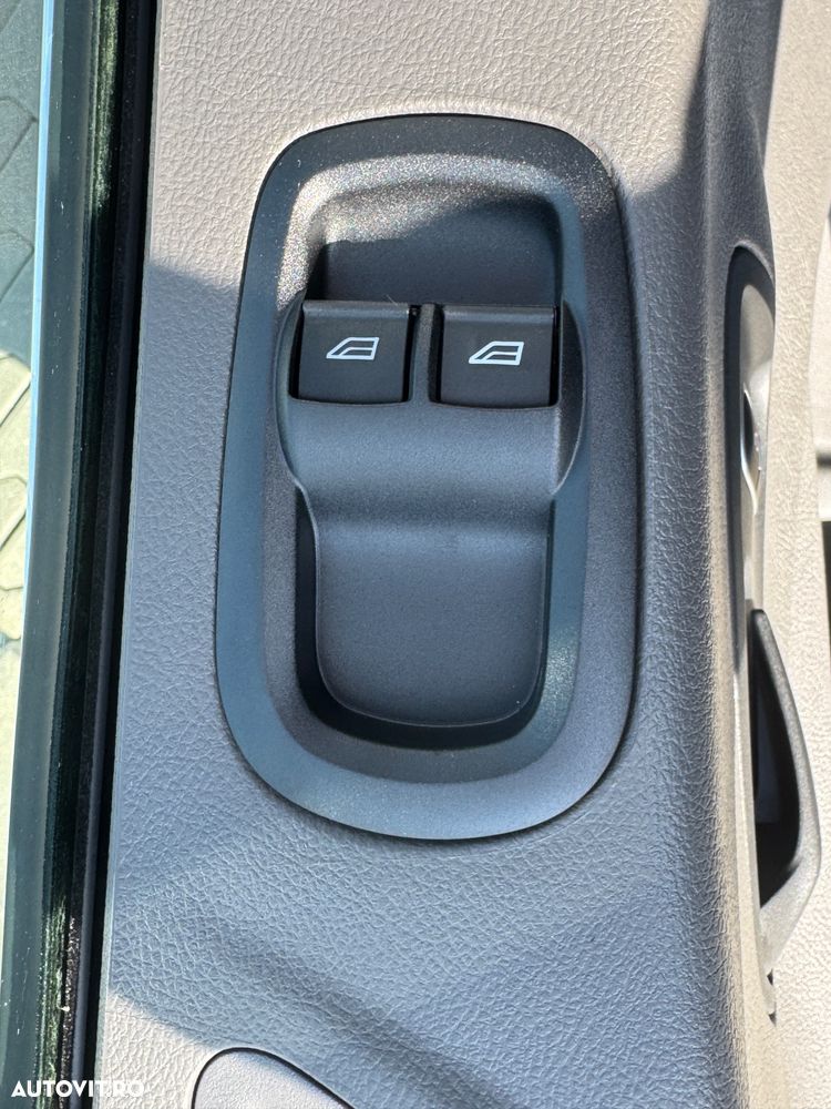 Ford Transit Single Chassis Cab 350L (L3H1) - 12