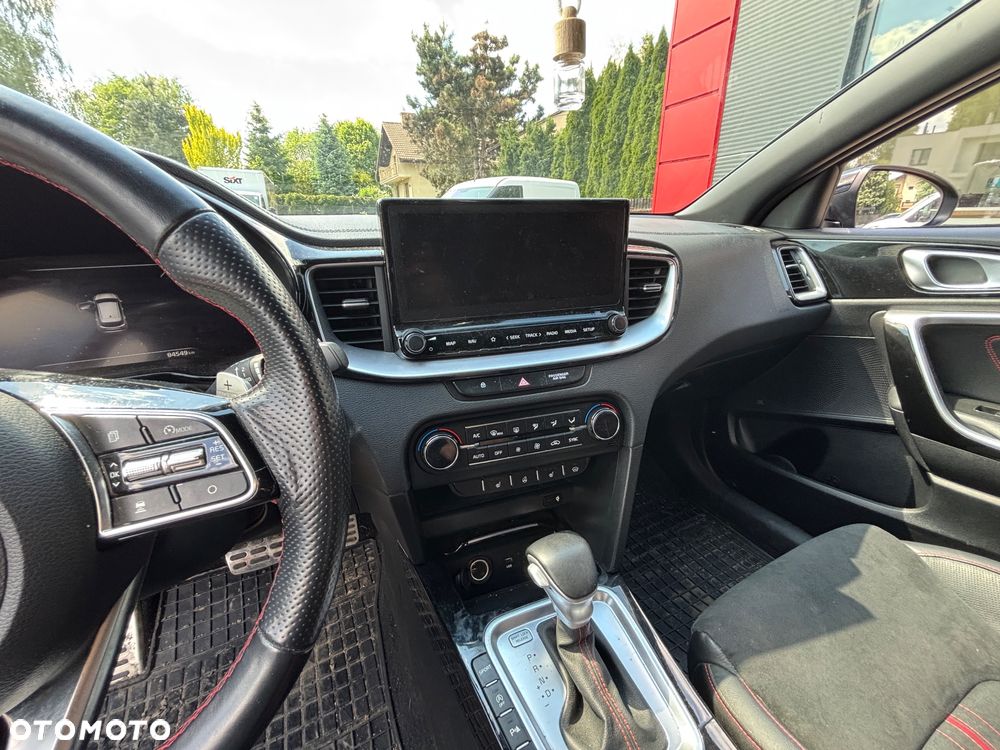 Kia ProCeed 1.6 T-GDI GT DCT - 6