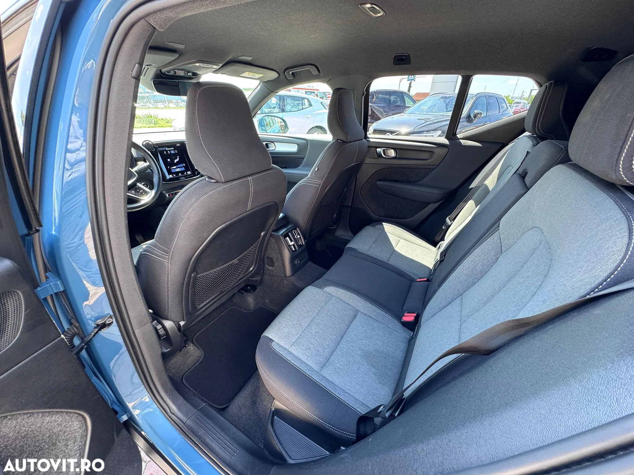 Volvo XC 40 - 5